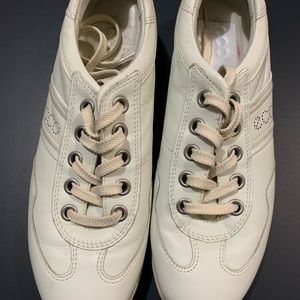 Ecco shoes for women